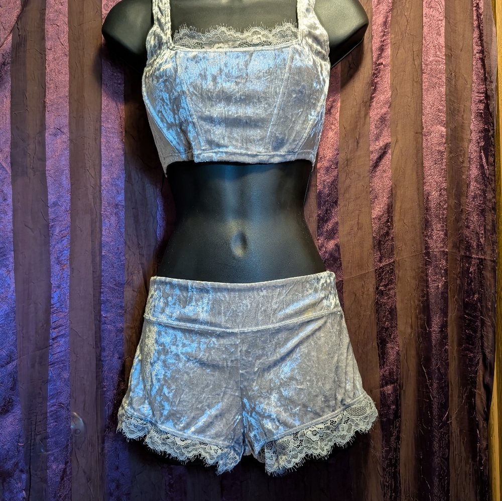Silver VELVET Forever 21 Boned Lace Set Shorts Crop Top Dance Festival EDM Rave